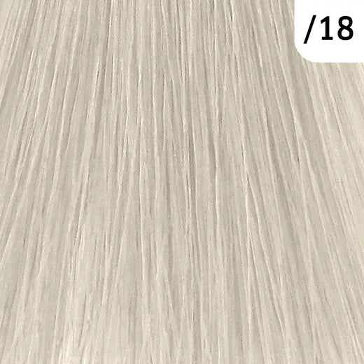 Textured beige color swatch with number 18 in a white box
